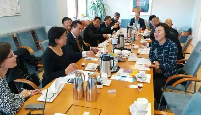 0001.webp.jpg 红桃视频