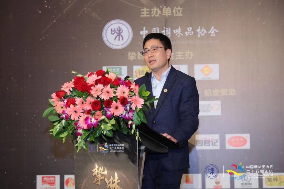 013.jpg 红桃视频