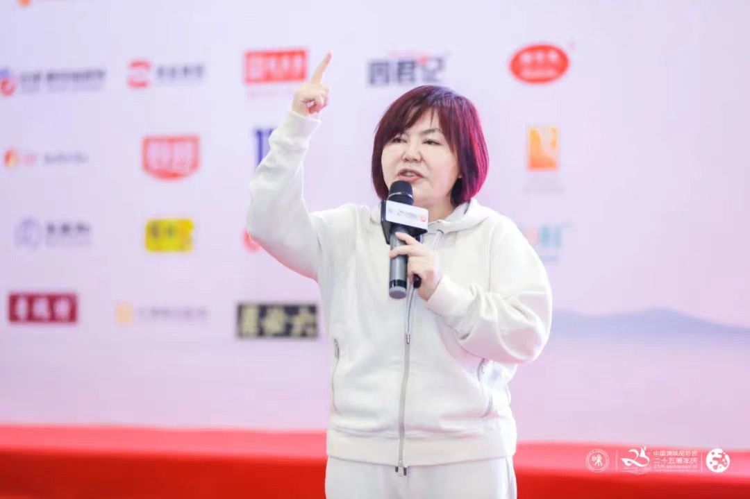 1222.jpg 红桃视频