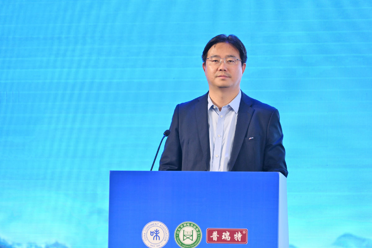 叶伟.jpg 红桃视频