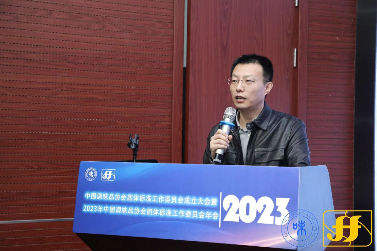 栾春光.jpg 红桃视频